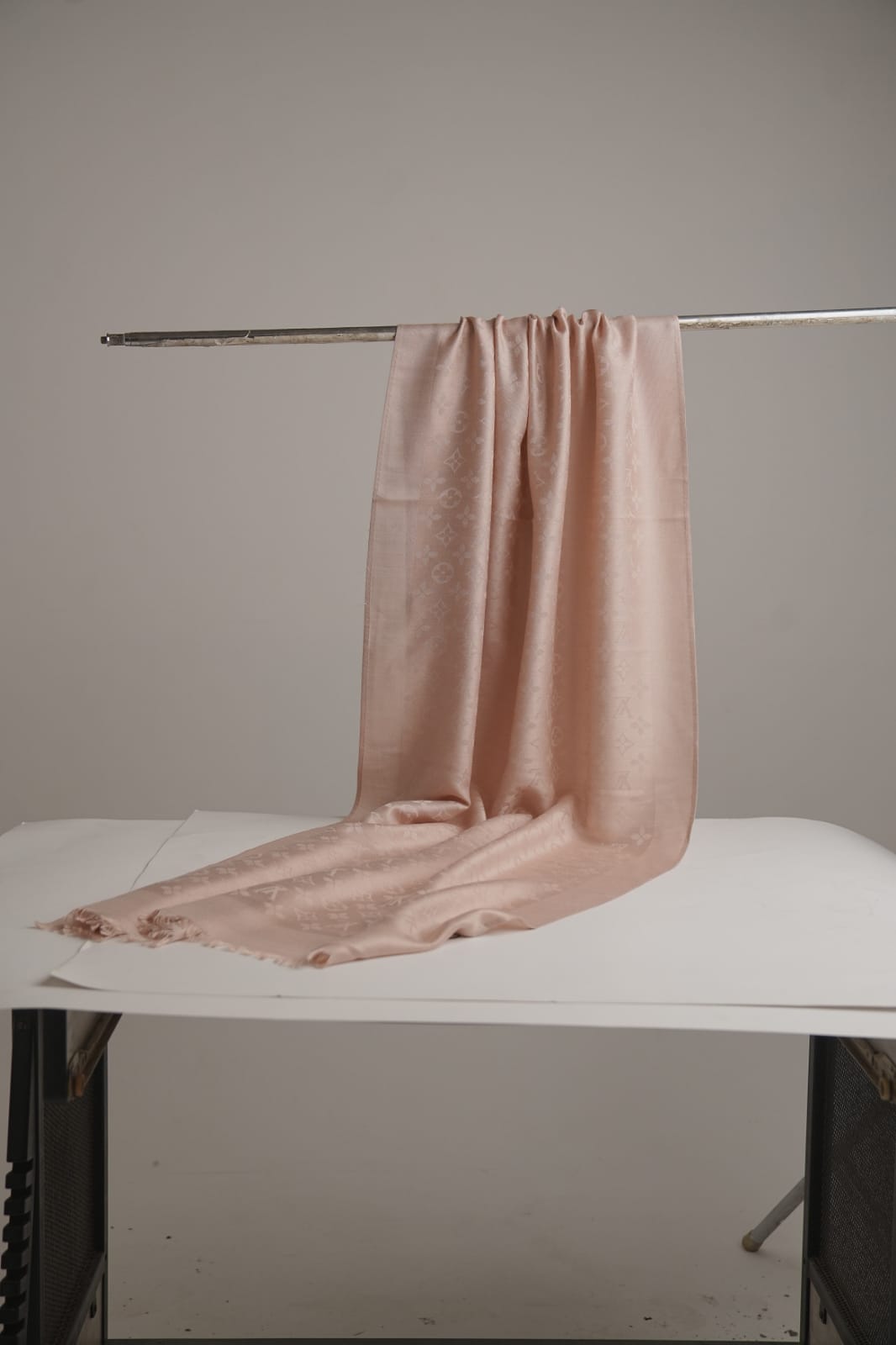 Elegant Pink Fashion Fabric for Stylish Creations - Image 3